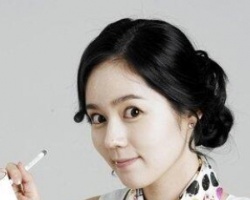 适合职场中年女性扎发发型 简单扎发也可以显气质又减龄