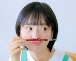 好看的女生短发发型图片 少女风短发摇身一变元气少女