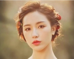红色婚纱配什么发型 适合红婚纱新娘盘发发型