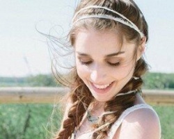 森女系编发发型 仙气满满犹如花仙子