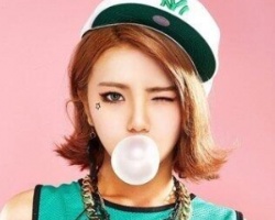 女生偏分短发发型 修颜时尚秒变小脸