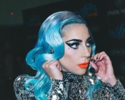 2019染发指标！由Lady Gaga和Kylie Jenner带起冰蓝发色热潮！
