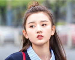 头发厚的女生适合什么发型 清新简单扎发让你清爽时尚