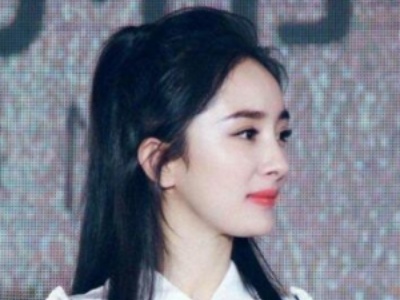 好看的黑长直发型 唯美优雅尽显淑女范
