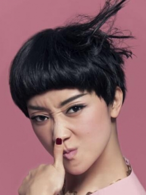 女生锅盖头怎么剪 呈现独特个性魅力