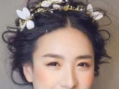 发量少如何盘发 慵懒随性盘法显发量又好看