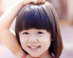 适合小女孩的短发发型 短直发更显乖巧可爱个性