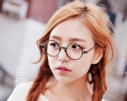 女生怎么编发好看 鱼骨辫编发浪漫唯美
