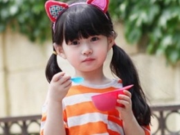 小女孩马尾辫怎么扎 这样扎做甜美活泼小公主