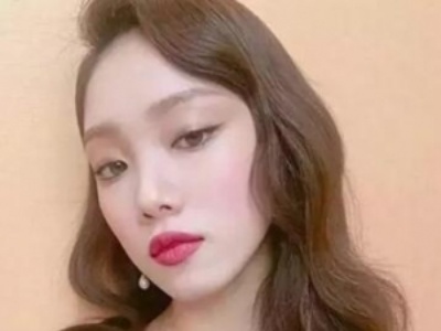 人鱼卷长发怎么做 这样卷唯美浪漫显气质