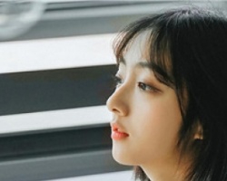 女生弄什么发型显年轻？ 这几款短发清新又减龄