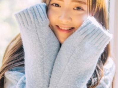 乖乖女适合什么发型 留长直发更清纯甜美