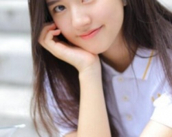 女生学院风黑长直发型 塑造清纯唯美校园女神