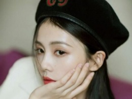 贝雷帽怎么戴好看？跟着女星3技巧戴法小脸又时
