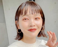 夏季热门短发曝光 甜酷时髦不挑人