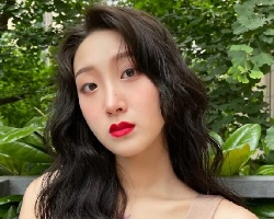 今年不要错过的发型 女生弄这样的发型超好看
