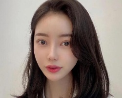人气内扣锁骨发 温柔俏皮感十足
