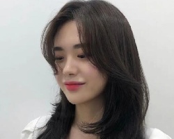 女生内扣C卷发型 小心机瘦出小脸