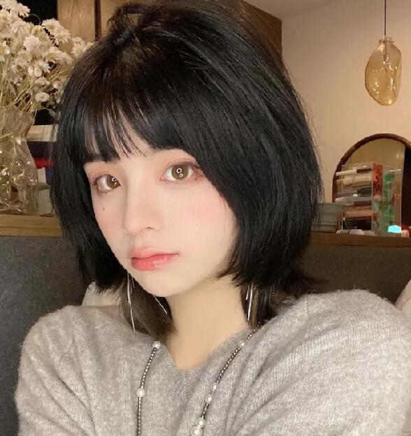 少女减龄波波头 糖分超标的短发