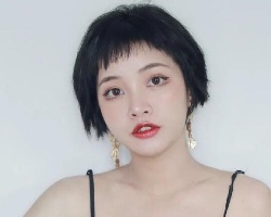 锯齿刘海美到开挂 减龄瘦脸时尚升级