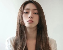 无辜感暗黑公主切 轻松打造小V脸
