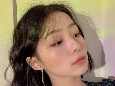 女生韩式蛋卷烫发型 超显女生复古文艺范