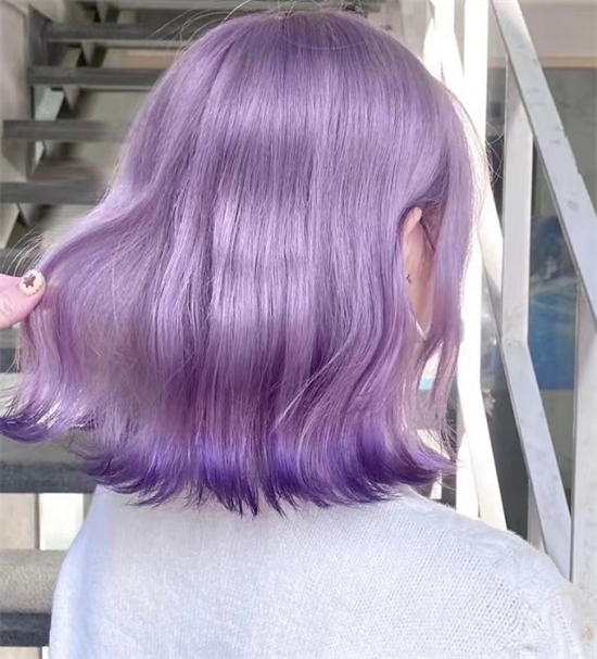 奶紫色发型图片