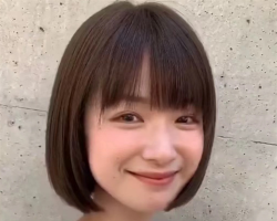 内扣外翘波波头 轻松打造小L脸