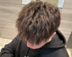 铲青摩根烫发型 型男最佳发型款式