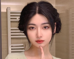 高级时尚女生盘发 在逃公主头盘发