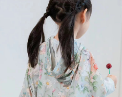 小女孩清爽扎发图解 一看就能快速编