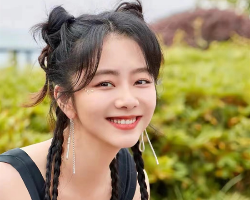 最新圆脸女生发型 打造巴掌小脸既视感