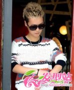 男生锡纸烫发型  展现不一样的潮流时尚