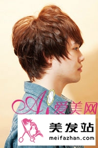  巧手打造型男 三分钟快速DIY发型 