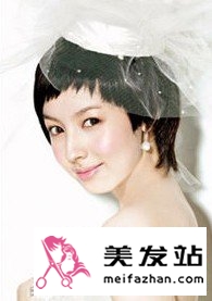  2011年流行的短发发型1.jpg 