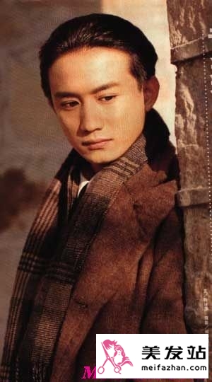  哪些男星没刘海仍帅气？ 