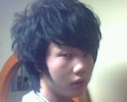 90男生最新潮流时尚烫发发型