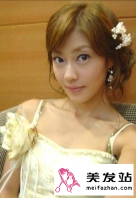  李智贤超养眼美发秀 