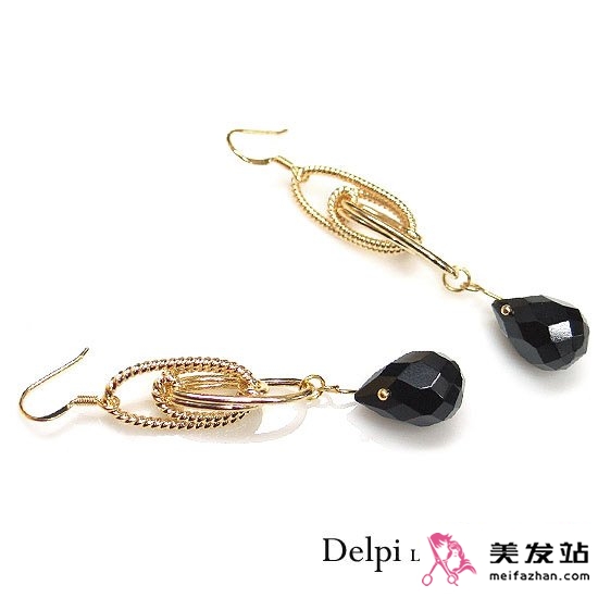 春季时尚指南：耳饰与发型的完美搭配