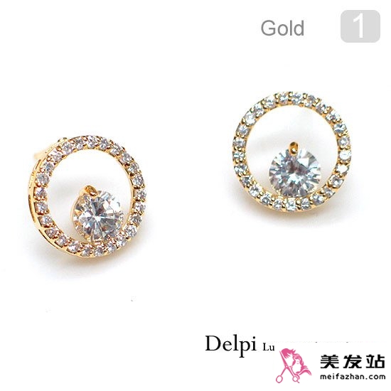 春季时尚指南：耳饰与发型的完美搭配