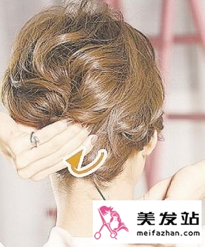 夏日短发简易编发教程