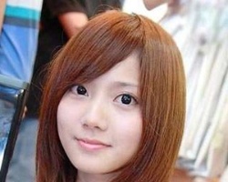 最体现女人柔美感的直发发型