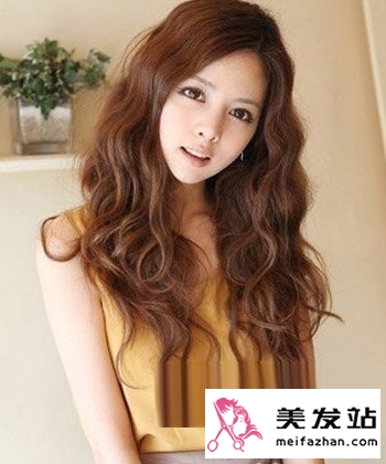 2013流行发型：时尚韩式淑女发型