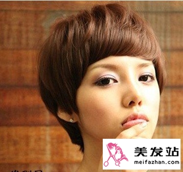 2013年最流行的女生短发发型