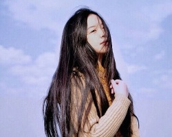 女神范飘逸的长直发 同样打动你的心