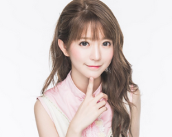 韩式女神范烫发卷发 时尚长发烫发发型图片大全