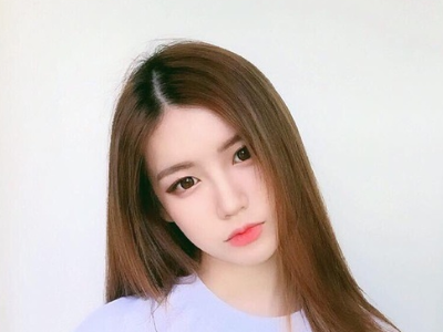 韩国女生流行染发颜色 显白个性青木亚麻灰