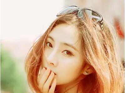 圆脸方脸女生发型推荐　韩式最新流行瘦脸发型