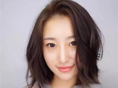 短发烫发设计 发微层次烫发