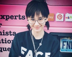 30岁女人减龄短发 抵挡岁月刻痕